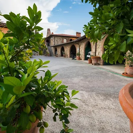 Farm stay Podere Montecerconi Castelnuovo Berardenga