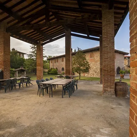 Podere Montecerconi Séjour à la ferme